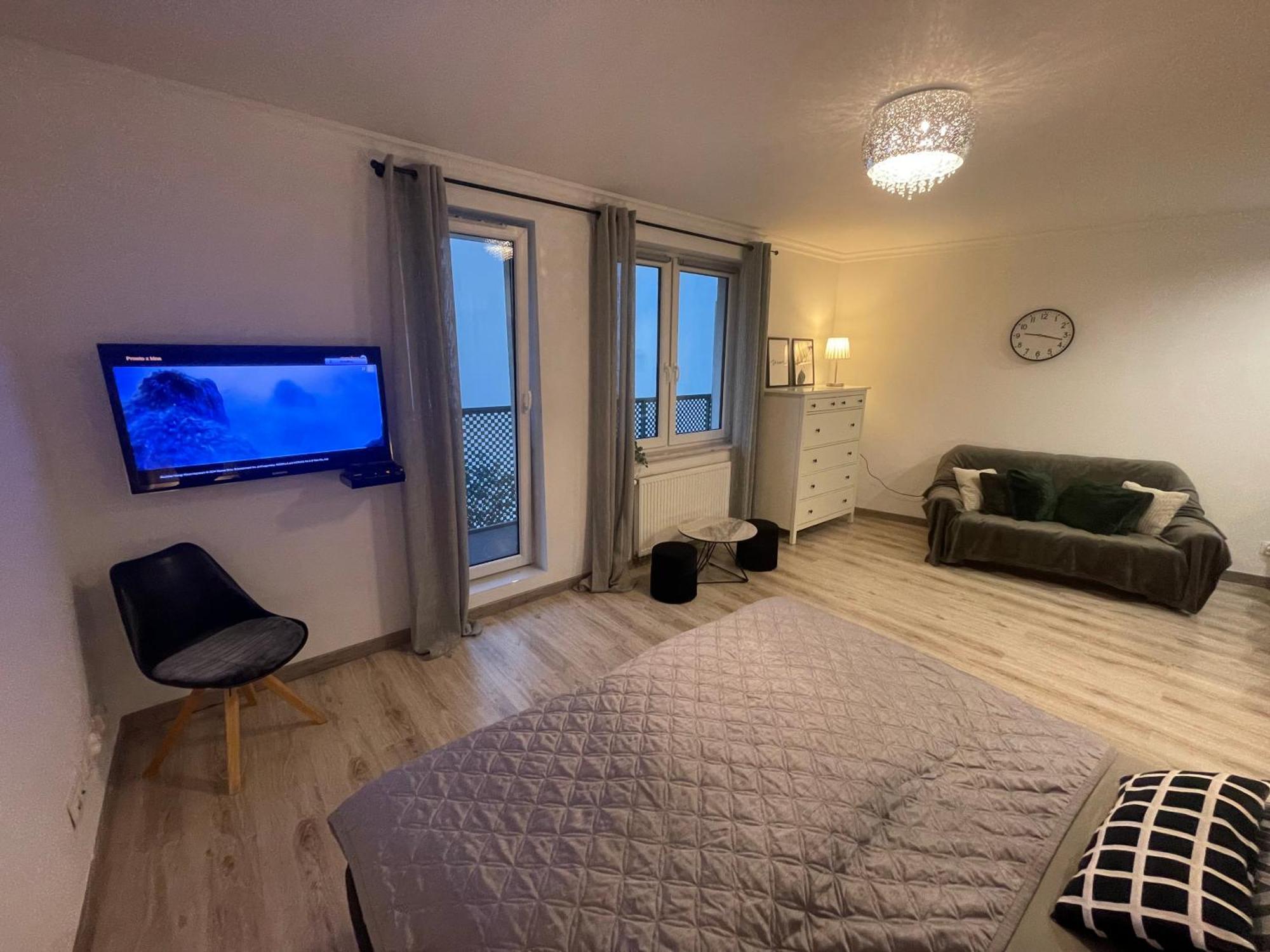 Apartment Sweet *